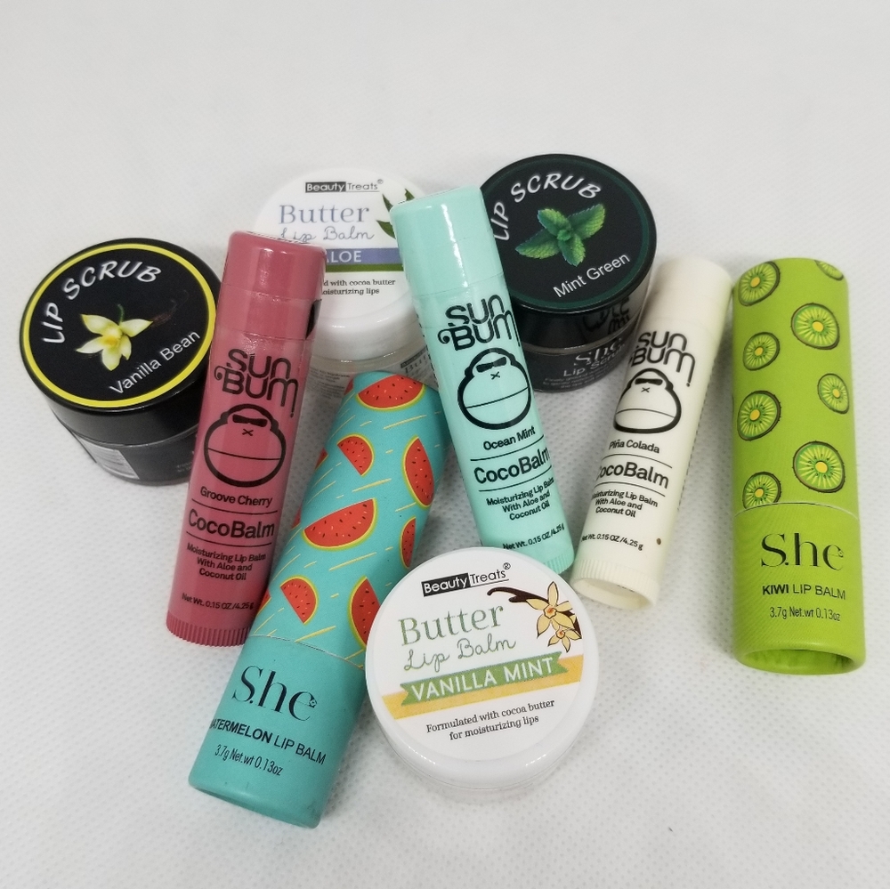 Makeup Bundle - Picture 14 of 14